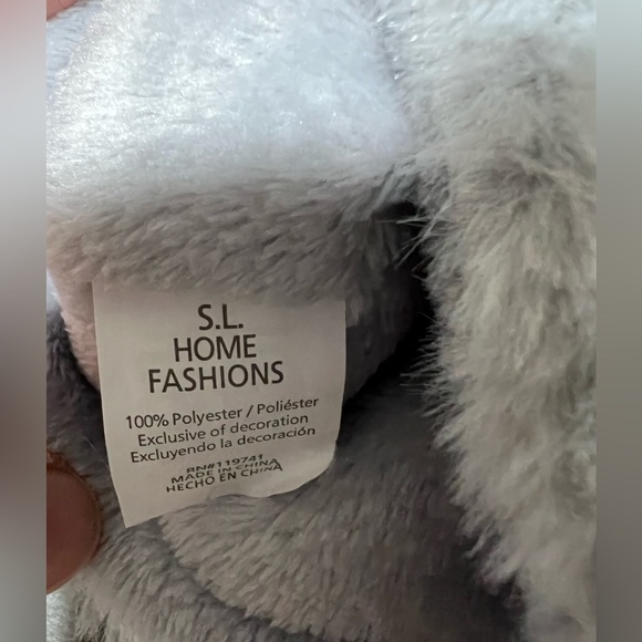 S.L home fashions hat and sock boot - Picture 3 of 4